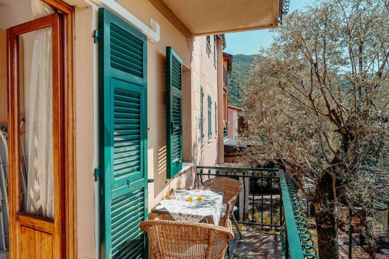 Villa Turri House--- Wifi -Garden-Parking -Balcony à Recco Extérieur photo